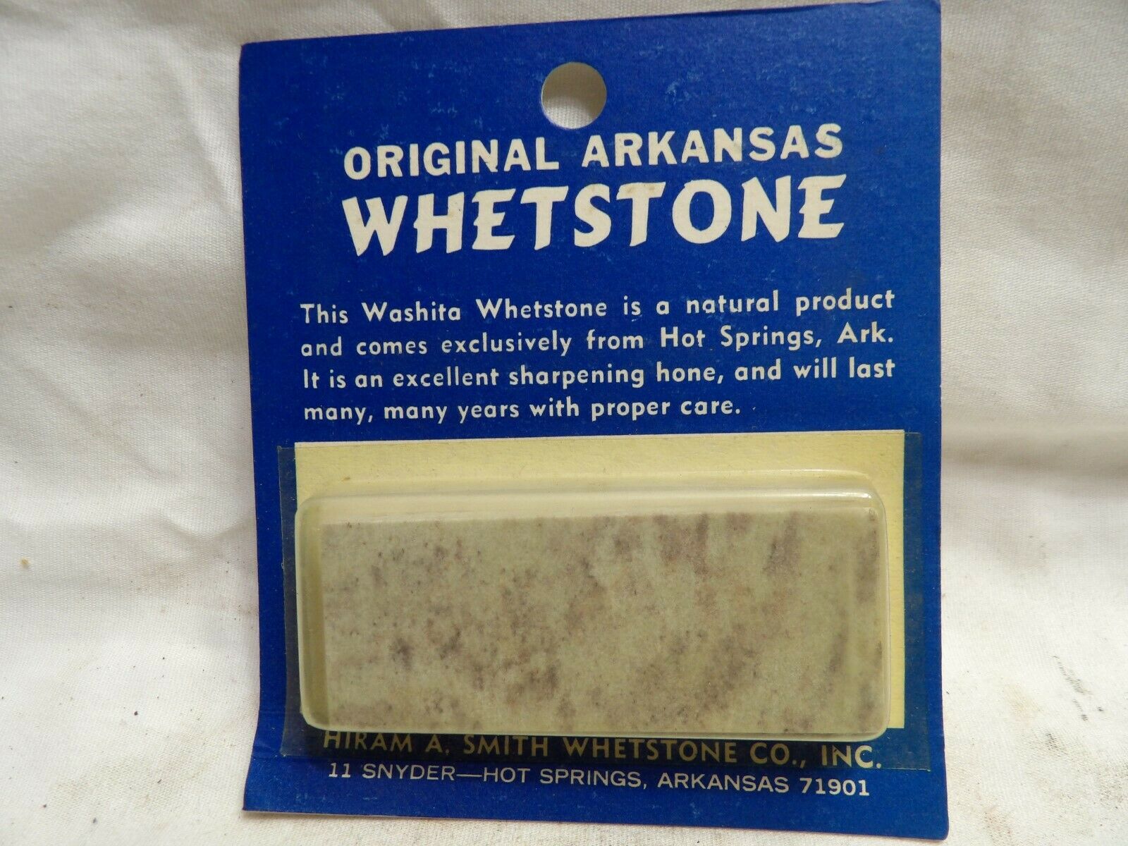 Genuine Arkansas Translucent (extra Fine) Pocket Knife Sharpening Stone Whetstone 3 x 1 x 1/4 in Leather Pouch TAP-13A-L