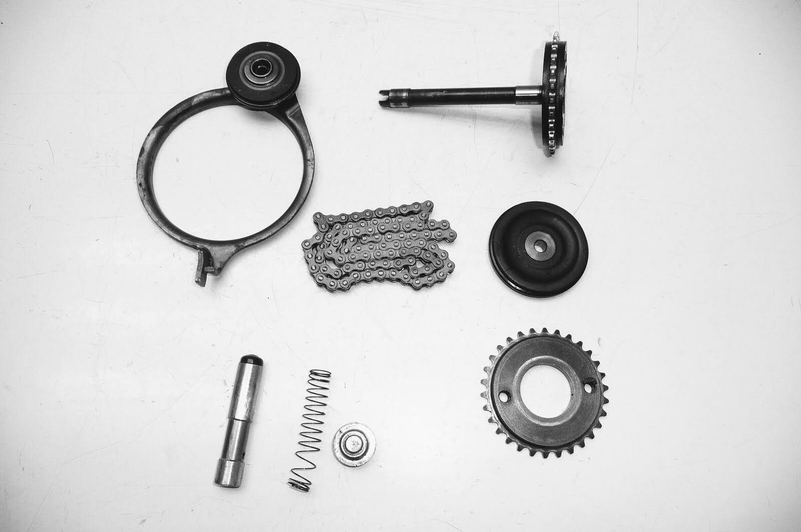 Honda C90 - cam chain & cam chain tensioner